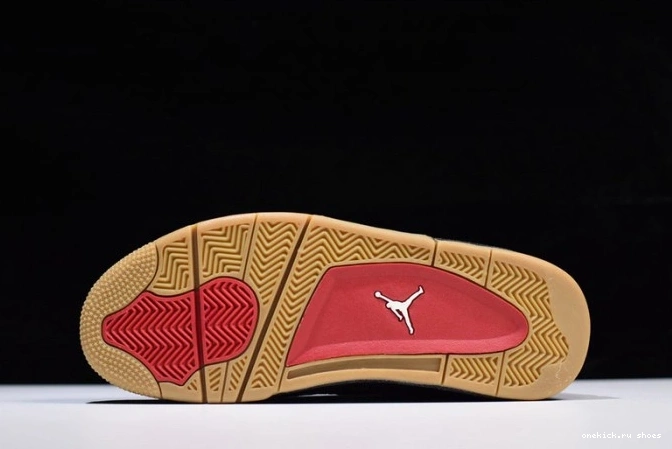 Cheap Jordan 4 'black' Air AO2571-001 x Levi's 0623